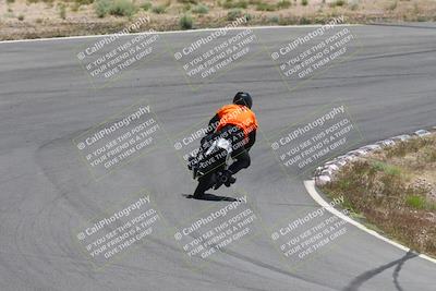 media/Apr-20-2025-AHRMA (Sun) [[393a79c373]]/Race/Group 5/Turn 4b/